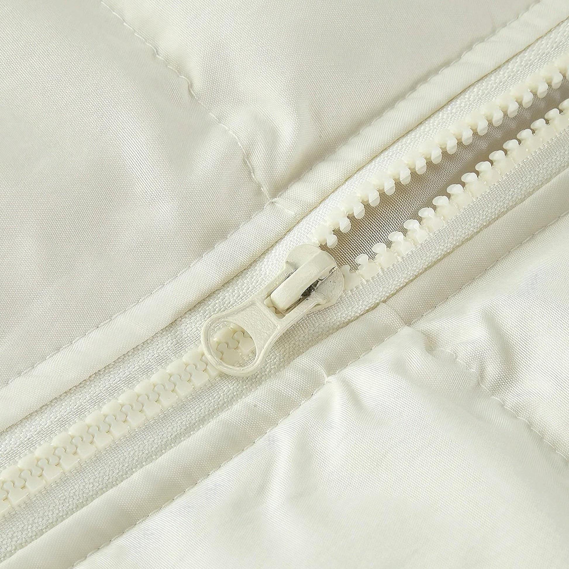 Zipper Puffer Jacket - The Ultimate Winter Essential - Crossxnails Weargood